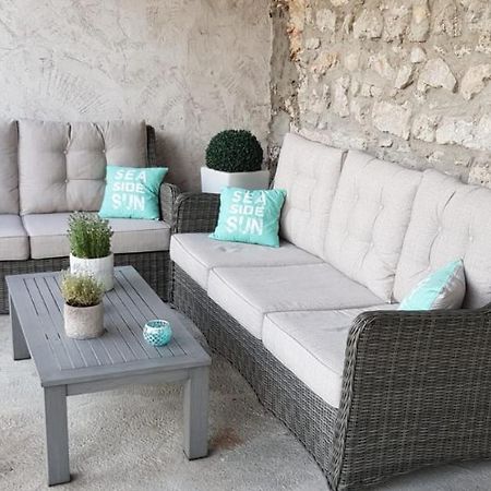 Le Domaine De Tizo Hotel Saint-Victor-de-Morestel Kültér fotó