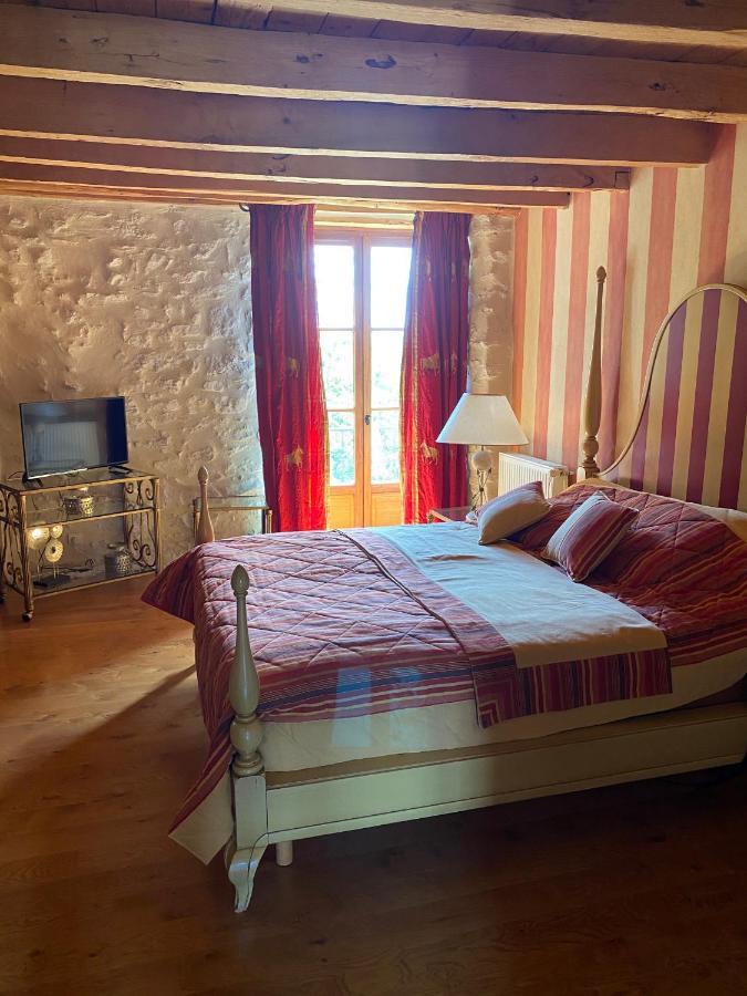 Le Domaine De Tizo Hotel Saint-Victor-de-Morestel Kültér fotó