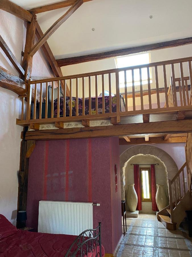 Le Domaine De Tizo Hotel Saint-Victor-de-Morestel Kültér fotó