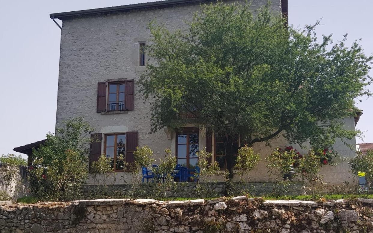 Le Domaine De Tizo Hotel Saint-Victor-de-Morestel Kültér fotó