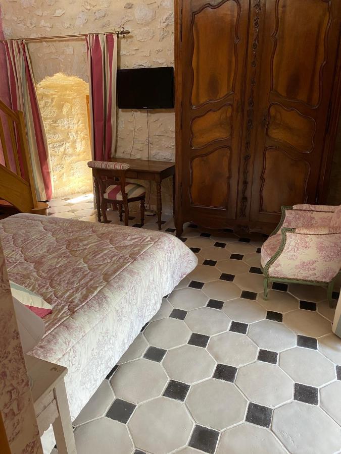 Le Domaine De Tizo Hotel Saint-Victor-de-Morestel Kültér fotó
