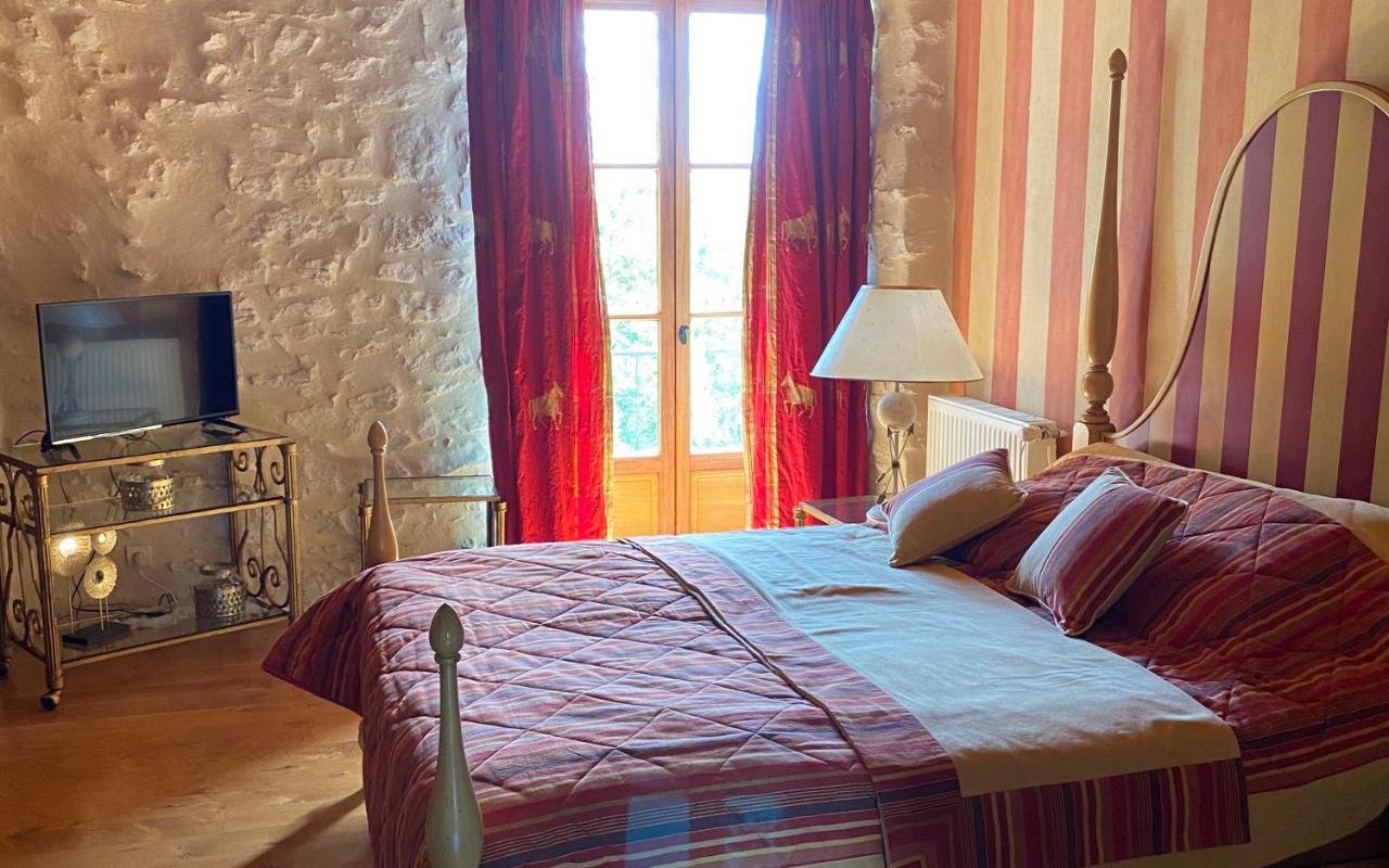 Le Domaine De Tizo Hotel Saint-Victor-de-Morestel Kültér fotó